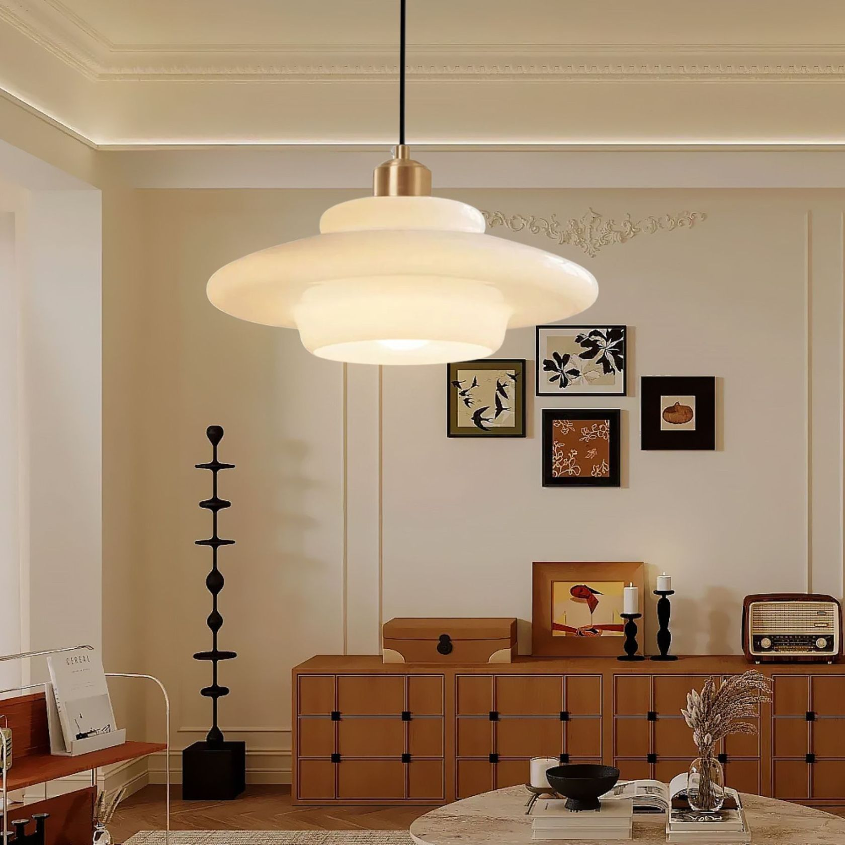 Λευκό φωτιστικό κρεμαστό Mid Century